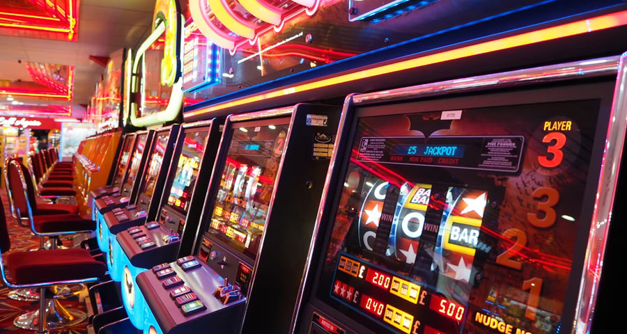 Featured image A Look into The History of Slot Machines - A Look into The History of Slot Machines